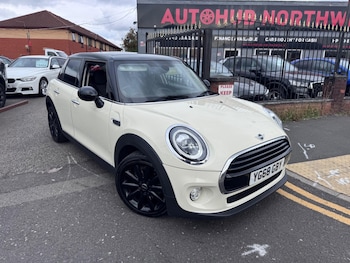 Used MINI Hatch 2018 for sale - 79621453: Photo