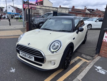 Used MINI Hatch 2018 for sale - 79621453: Photo