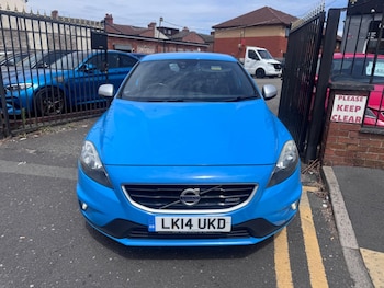 Used Volvo V40 2014 for sale - 79621626: Photo