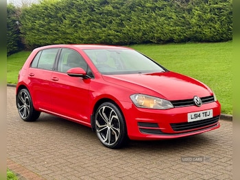Volkswagen - Golf