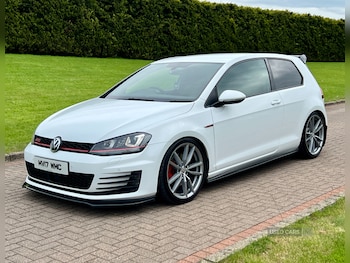 Used Volkswagen Golf 2017 for sale - 77268501: Photo