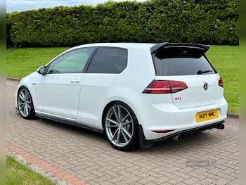 Used Volkswagen Golf 2017 for sale - 77268501: Photo