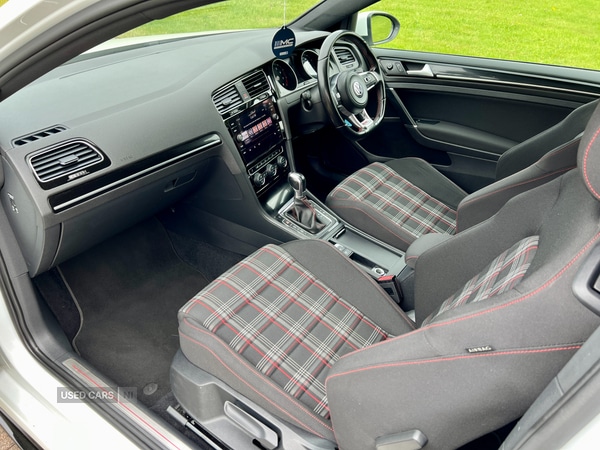 Used Volkswagen Golf 2017 for sale - 77268501: Photo 9