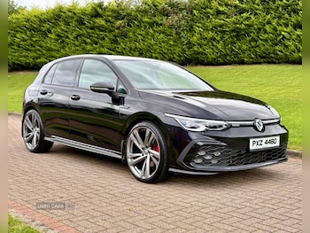 Volkswagen - Golf