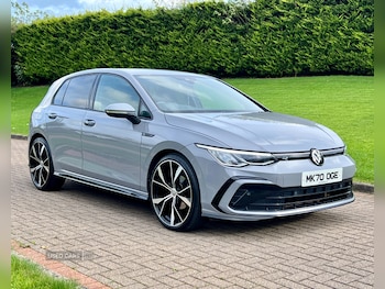 Volkswagen - Golf