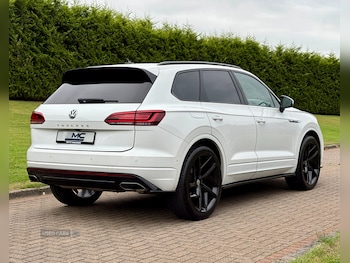 Used Volkswagen Touareg 2018 for sale - 79591272: Photo