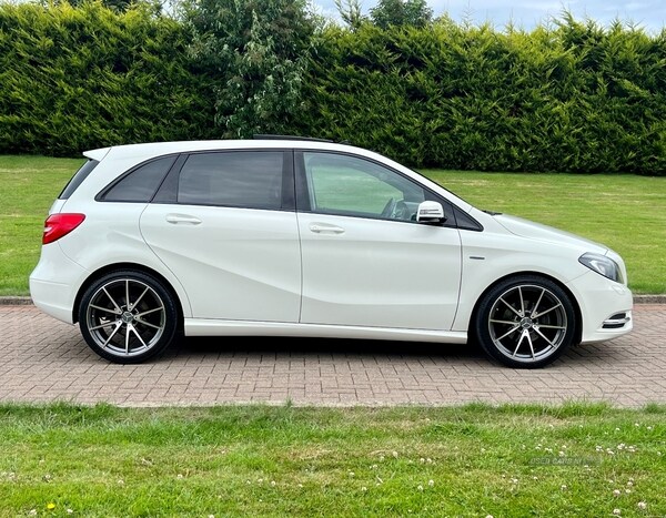 Used Mercedes-Benz B-Class 2012 for sale - 71254562: Photo 5