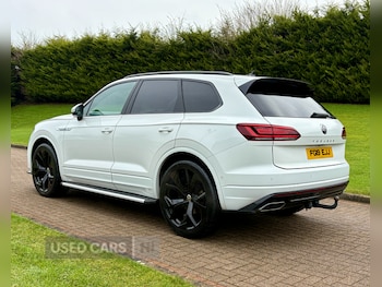 Used Volkswagen Touareg 2019 for sale - 77647243: Photo