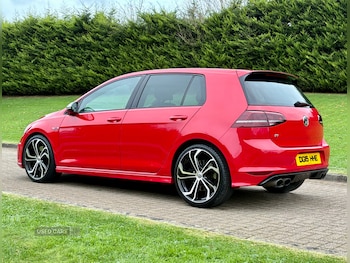 Used Volkswagen Golf 2015 for sale - 76608603: Photo