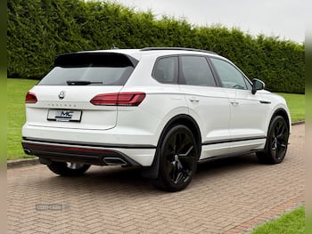 Used Volkswagen Touareg 2019 for sale - 79678023: Photo