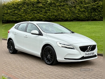 Used Volvo V40 2019 for sale - 78232335: Photo