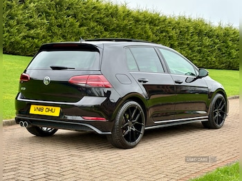 Used Volkswagen Golf 2018 for sale - 77784981: Photo