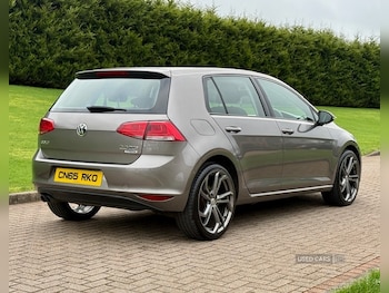 Used Volkswagen Golf 2015 for sale - 79084768: Photo