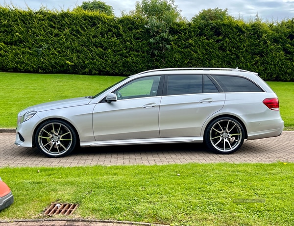 Used Mercedes-Benz E-Class 2013 for sale - 72260972: Photo 6