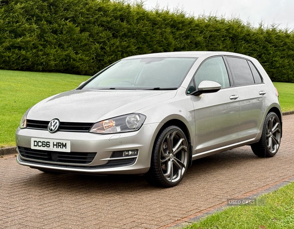 Used Volkswagen Golf 2017 for sale - 77268509: Photo 2