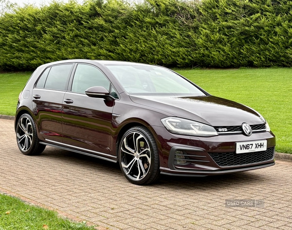 Used Volkswagen Golf 2017 for sale - 76458216: Photo 1