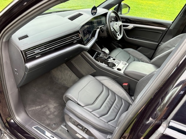 Used Volkswagen Touareg 2019 for sale - 77724460: Photo 11