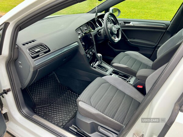 Used Volkswagen Golf 2018 for sale - 74752034: Photo 9