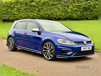 Volkswagen - Golf