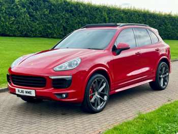 Used Porsche Cayenne 2016 for sale - 72690999: Photo