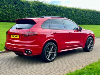 Used Porsche Cayenne 2016 for sale - 72690999: Photo