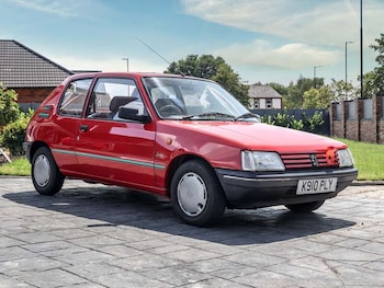 Used Peugeot 205 1992 for sale - 79454432: Photo