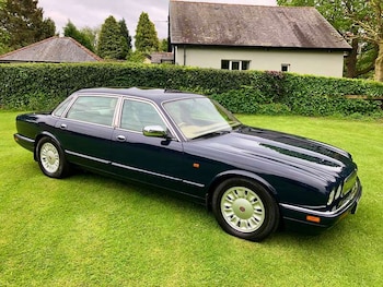 Used Daimler Double Six 1997 for sale - 76296610: Photo