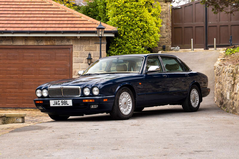 Used Daimler Double Six 2001 for sale - 76296610: Photo 23