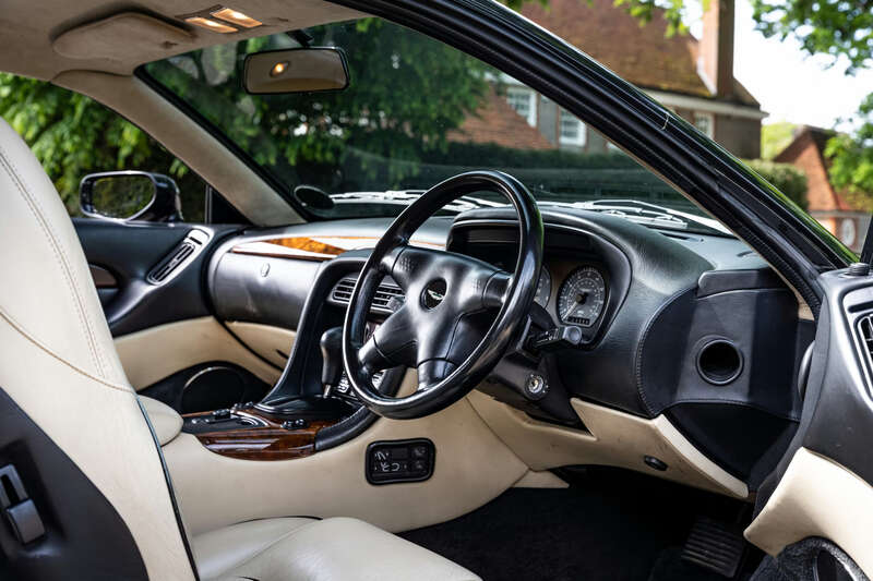 Used Aston Martin DB7 for sale - 77769841: Photo 2