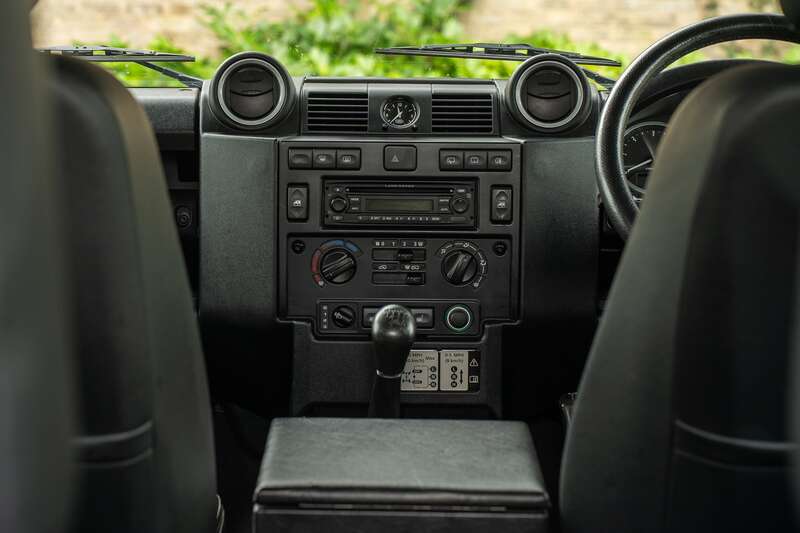 Used Land Rover Defender 2011 for sale - 77769844: Photo 19