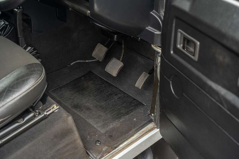 Used Land Rover Defender 2011 for sale - 77769844: Photo 21