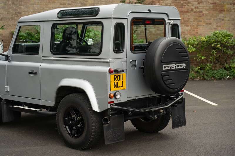 Used Land Rover Defender 2011 for sale - 77769844: Photo 9