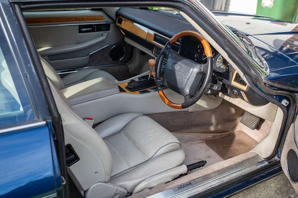 Used Jaguar XJS 1995 for sale - 76285183: Photo 2
