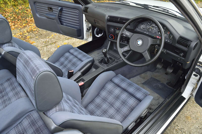 Used BMW 3 Series for sale - 76296595: Photo 2