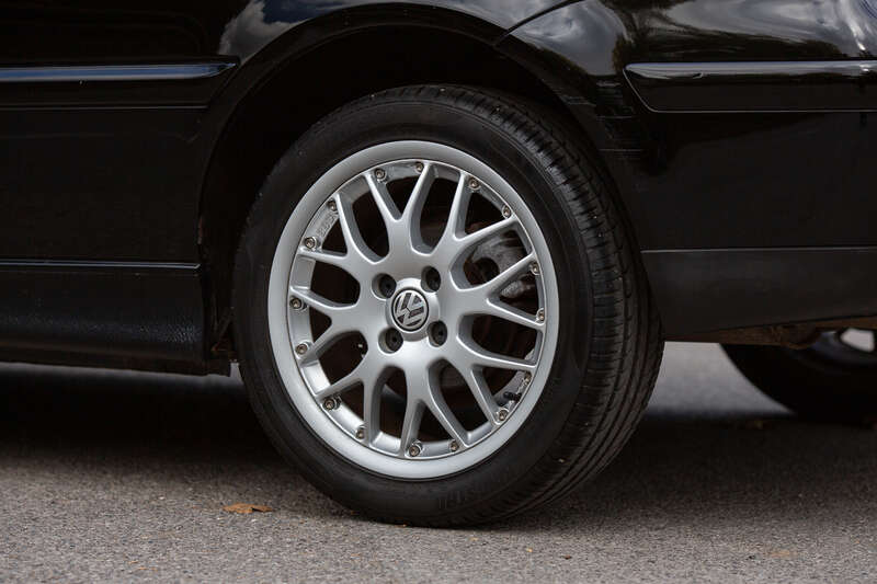 Used Volkswagen Golf 2001 for sale - 76296606: Photo 24