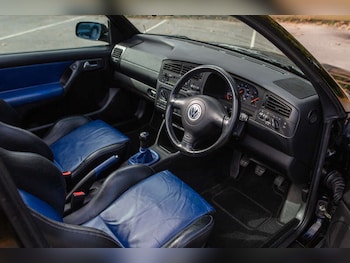 Used Volkswagen Golf 2001 for sale - 76296606: Photo