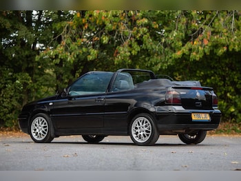 Used Volkswagen Golf 2001 for sale - 76296606: Photo