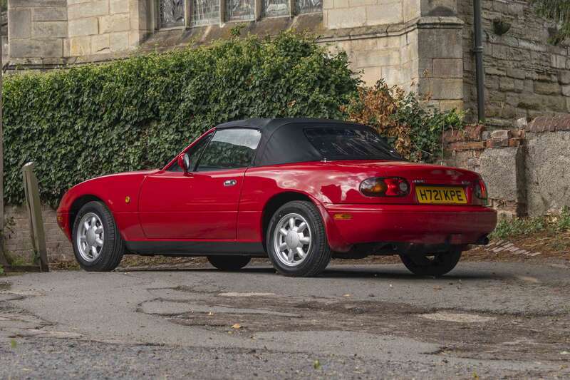 Used Mazda MX-5 1991 for sale - 76021541: Photo 4