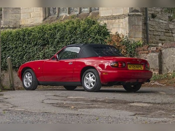 Used Mazda MX-5 1991 for sale - 76021541: Photo