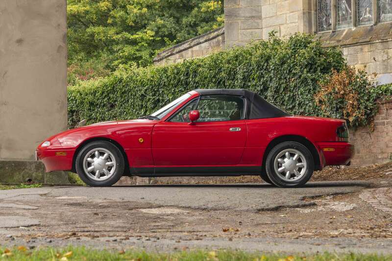 Used Mazda MX-5 1991 for sale - 76021541: Photo 5