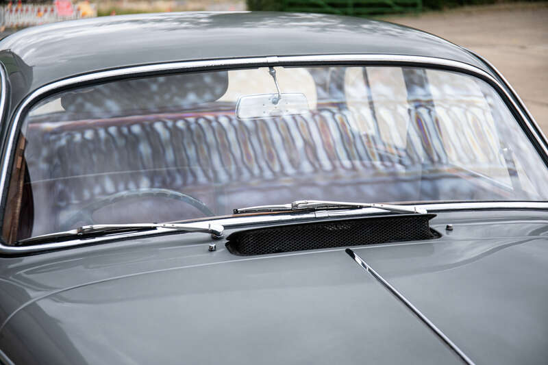 Used Daimler V8 1967 for sale - 77738782: Photo 14