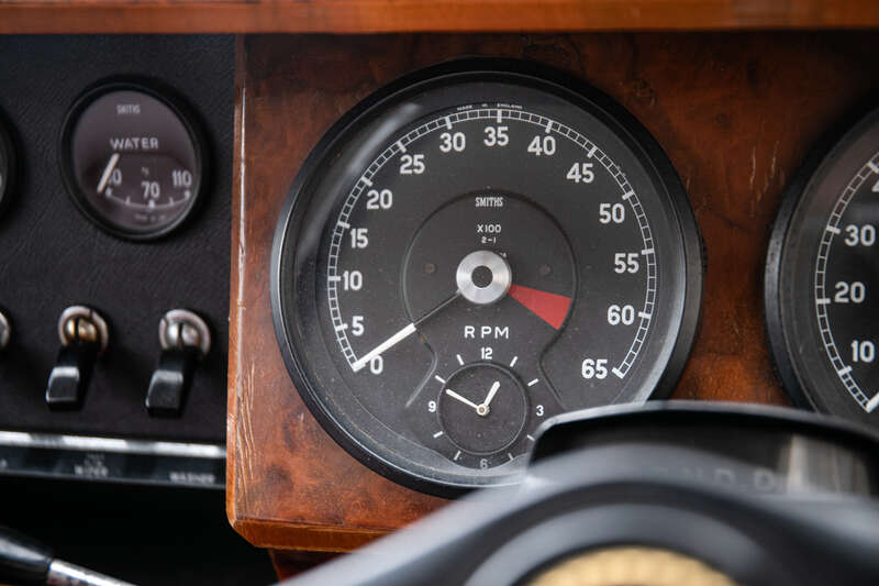 Used Daimler V8 1967 for sale - 77738782: Photo 17