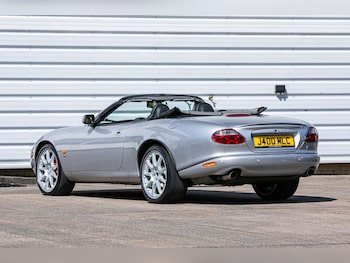 Used Jaguar XKR 2003 for sale - 78376711: Photo