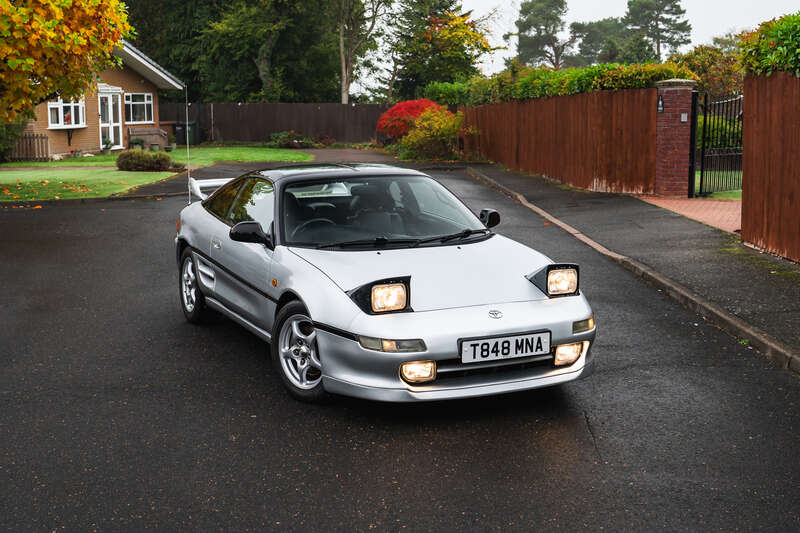 Used Toyota MR2 1999 for sale - 76296591: Photo 10