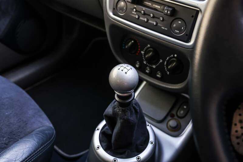 Used Renault Clio 2002 for sale - 78186230: Photo 18