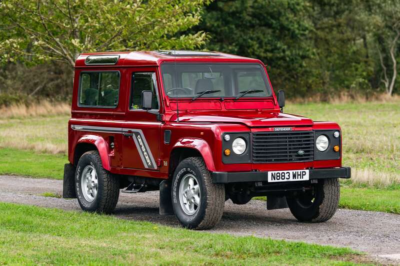 Used Land Rover Defender for sale - 76099767: Photo 1