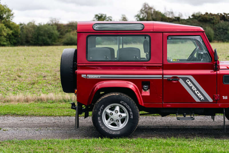 Used Land Rover Defender for sale - 76099767: Photo 21