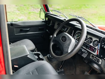 Used Land Rover Defender 2006 for sale - 76099767: Photo