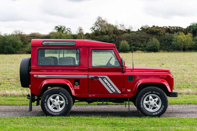 Used Land Rover Defender for sale - 76099767: Photo 5