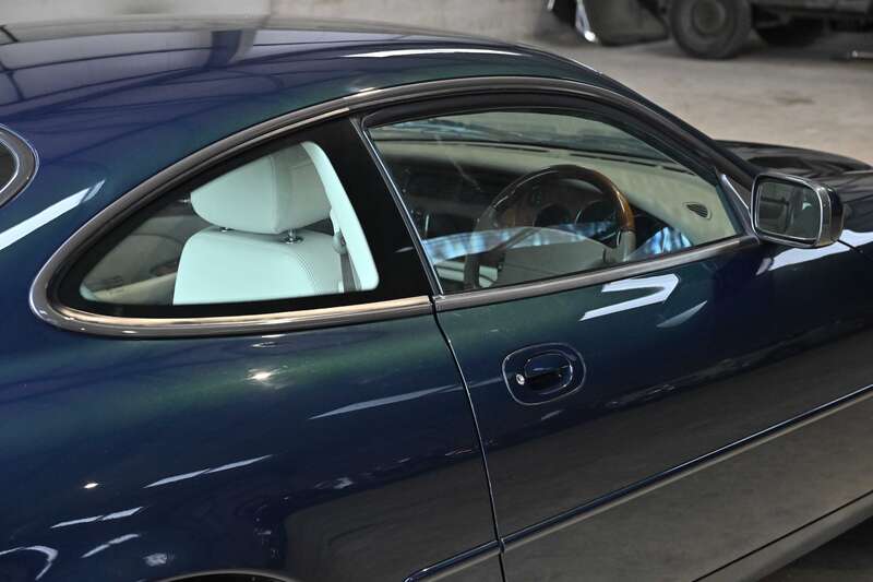Used Jaguar XKR 2001 for sale - 77696884: Photo 11